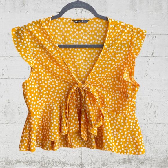 Shein yellow tie front ruffled accent top - Picture 1 of 5
